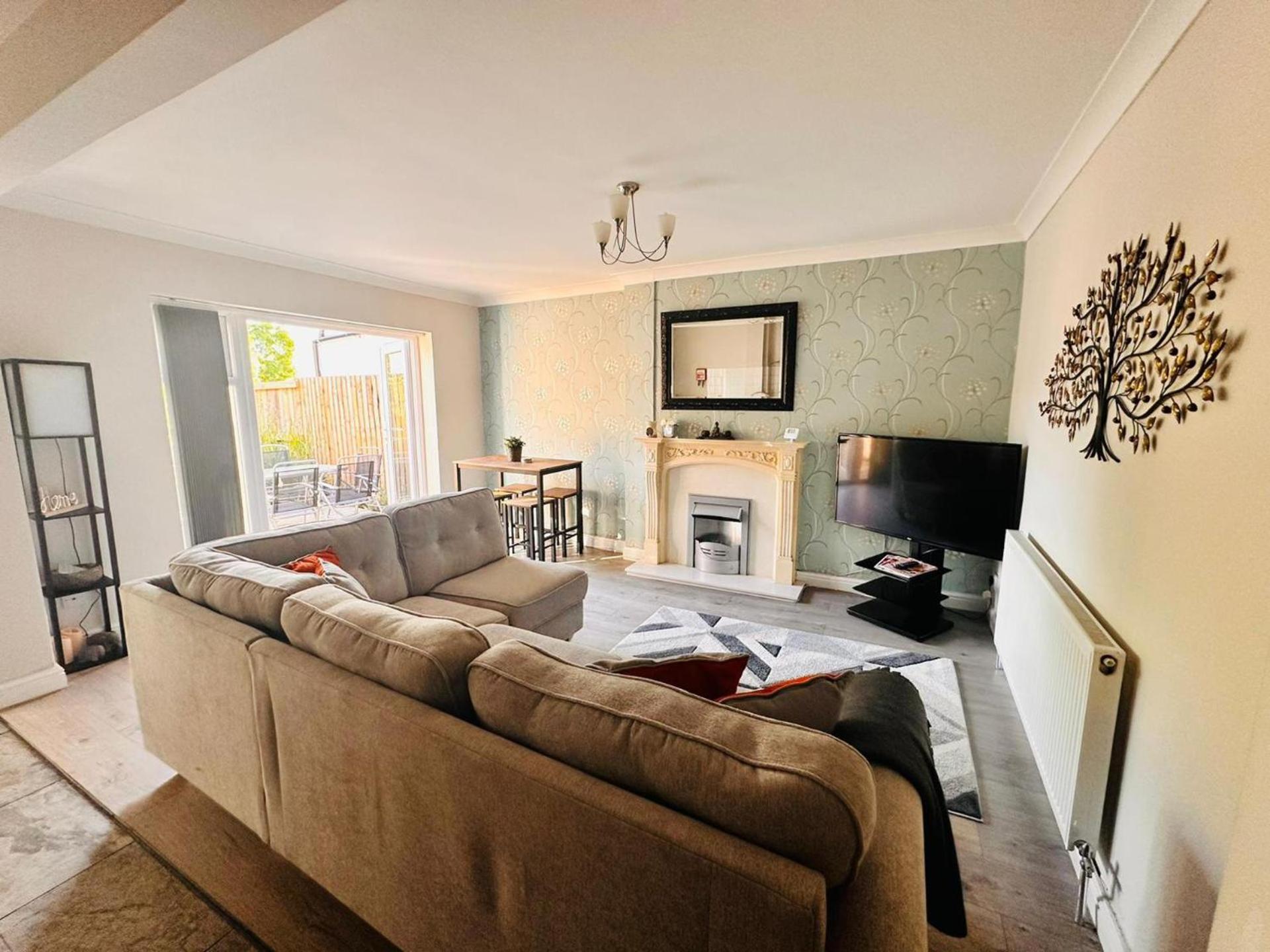 Birmingham Blissful Apartment With 2 Bedrooms Buitenkant foto